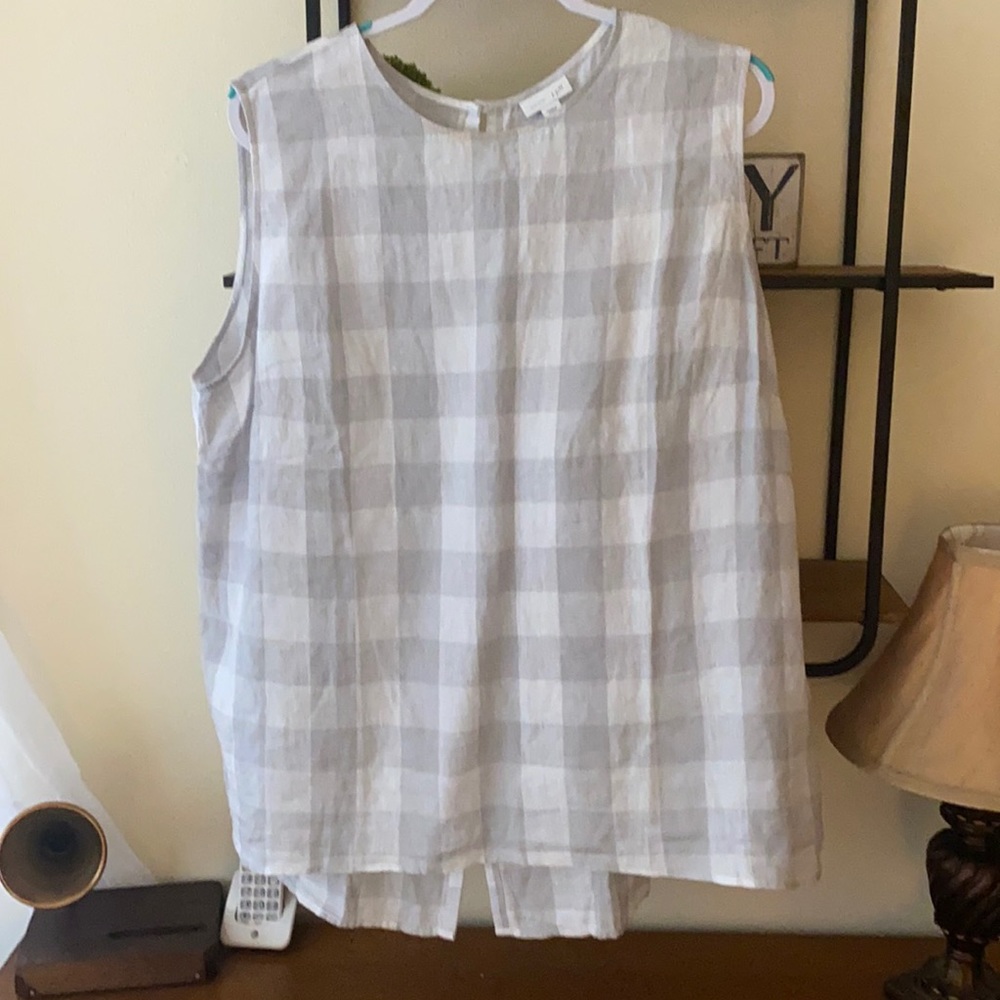 J Jill linen gray and white checked